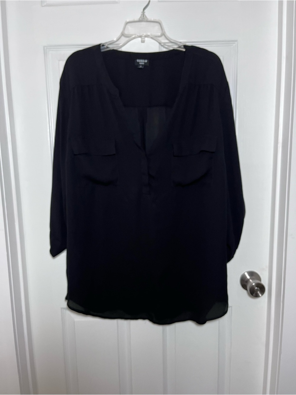 torrid Black V-Neck Long Sleeve Tunic